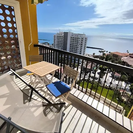 2 Apartments 50M From The Las Americas Promenade Apartament *